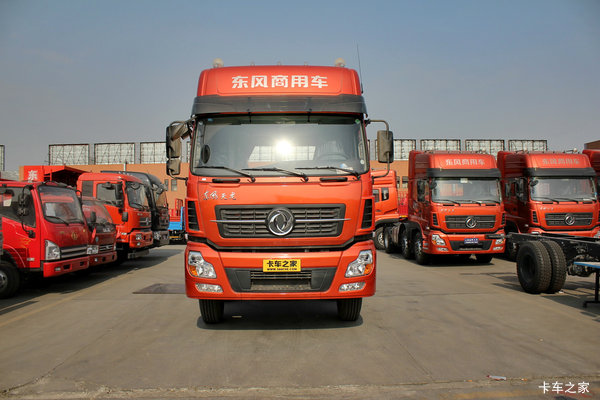 东风商用车 天锦中卡 210马力 4X2排半载货车底盘(速比:4.44)(DFL1140B10)