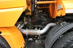 陕汽重卡 德龙新M3000 336马力 8X4 7.4米自卸车(SX3316HR366) 陕汽重卡 德龙新M3000 336马力 8X4 7.4米自卸车(SX3316HR366)