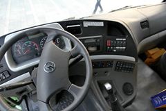 陕汽重卡 德龙新M3000 336马力 6X4 6.2米自卸车(SX3256MT404)