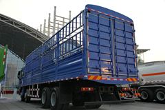 陕汽康明斯 德龙X3000 345马力 8X4 9.5米仓栅式载货车(SX5316CCY4V456)