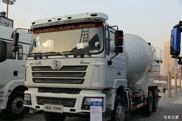 陕汽重卡 德龙F3000 336马力 6X4 4.9方混凝土搅拌车(SX5258GJBDR404)