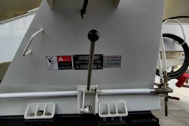 德龙F3000&nbsp;混凝土搅拌车上装                                                图片