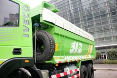上汽红岩 新金刚重卡 310马力 6X4 5.6米自卸车(CQ5255ZLJHMG384)