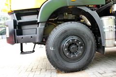 上汽红岩 新金刚重卡 336马力 6X4 5.6米自卸车(U型斗新型渣土车)(CQ3255HTG384)