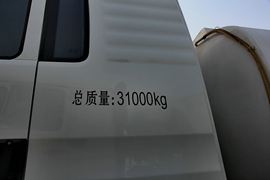 德龙新M3000 油罐车外观图片