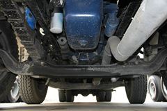 陕汽重卡 德龙新M3000 290马力 8X4 油罐车(SX5316GYYGM456)