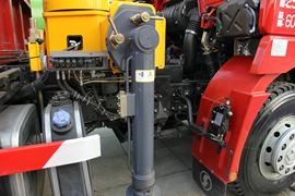 德龙F3000&nbsp;随车吊上装图片