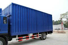 江淮 帅铃Q9 威司达W530中卡 160马力 4X2 6.75米厢式载货车(HFC5110XXYP70K1E1)