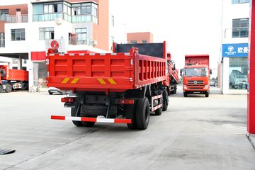 �������ó� ����п� 200���� 6X2 6.2����ж��(DFL3160B4)ͼƬ