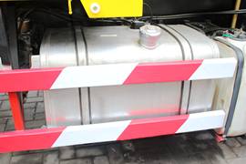 杰狮&nbsp;随车吊底盘图片