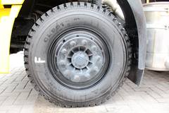 上汽红岩 杰狮M100 6X4 12吨 随车吊 上汽红岩 杰狮M100 6X4 12吨 随车吊