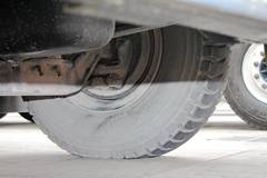 上汽红岩 杰狮M100 6X4 12吨 随车吊 上汽红岩 杰狮M100 6X4 12吨 随车吊