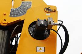 杰狮&nbsp;随车吊上装图片