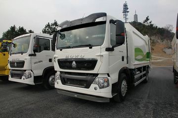 中国重汽 HOWO 210马力 4X2 垃圾车(青专牌)(QDZ5161ZYSZHT5G)