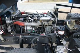 力拓490&nbsp;自卸车底盘                                                图片