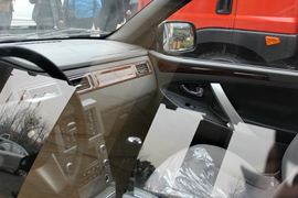 东风皮卡&nbsp;皮卡驾驶室                                               图片