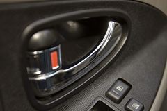 东风P68-331标准型 2.8L柴油 两驱 双排皮卡