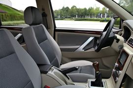 东风皮卡&nbsp;皮卡驾驶室                                               图片