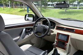 东风皮卡&nbsp;皮卡驾驶室                                               图片