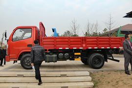 劲勇&nbsp;自卸车外观                                                图片