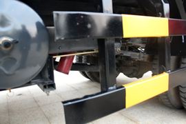 劲勇&nbsp;自卸车底盘                                                图片