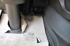 沃尔沃 新FH重卡 460马力 6X2R 高顶牵引车(土豪金)