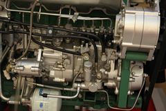 锡柴4DX23-130 130马力 3.86L 国二 柴油发动机