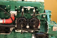 锡柴CA6SN1-35E5N 350马力 12.5L 国五 天然气发动机