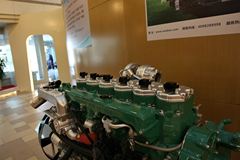 锡柴CA6SN1-42E5N 420马力 12.5L 国五 天然气发动机