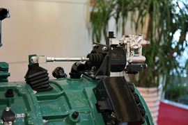 奥威4DL1系列&nbsp;发动机外观                                                图片