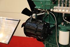 锡柴CA4DL1-26E5H 260马力 5.1L 国五 柴油发动机