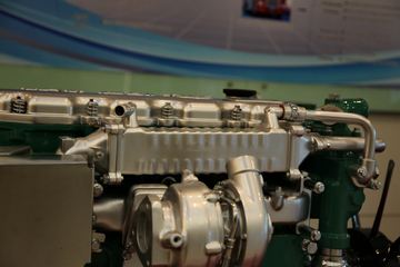 ����CA4DLDZ-18E4R 180���� 4.4L ���� ���ͷ�����ͼƬ