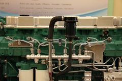 锡柴CA6DL2-37E5 370马力 8.6L 国五 柴油发动机