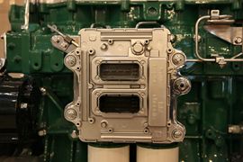 奥威6DL1系列&nbsp;发动机外观                                                图片