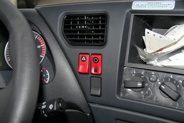 �������ó� �����ؿ� 245���� 6X2 9.6����ʽ�ػ�������ͼƬ