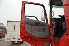 东风商用车 天龙重卡 245马力 6X2 9.6米厢式载货车底盘(DFL5253XXYAX1B)