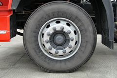 东风商用车 天龙重卡 245马力 6X2 9.6米厢式载货车底盘(DFL5253XXYAX1B)