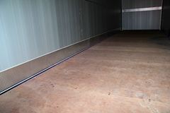 东风柳汽 乘龙M5重卡 245马力 6X2 9.6米排半厢式载货车(LZ5200XXYM5CA) 东风柳汽 乘龙M5重卡 245马力 6X2 9.6米排半厢式载货车(LZ5200XXYM5CA)