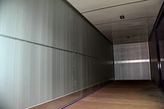 东风柳汽 乘龙M5重卡 245马力 6X2 9.6米排半厢式载货车(LZ5200XXYM5CA) 东风柳汽 乘龙M5重卡 245马力 6X2 9.6米排半厢式载货车(LZ5200XXYM5CA)