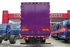 东风柳汽 乘龙M5重卡 245马力 6X2 9.6米排半厢式载货车(LZ5200XXYM5CA) 东风柳汽 乘龙M5重卡 245马力 6X2 9.6米排半厢式载货车(LZ5200XXYM5CA)