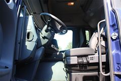 斯堪尼亚 G系列重卡 400马力 4X2牵引车(型号G400 Streamline)