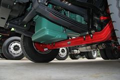 一汽柳特 新安捷(L5R)重卡 420马力 6X4长头牵引车(CA4255K2E4R5T1A92)