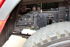 一汽柳特 金大陆重卡 350马力 8X4 7.6米自卸车(LZT3310P31K2E4T4A93)
