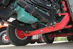 一汽柳特 金大陆重卡 350马力 8X4 7.6米自卸车(LZT3310P31K2E4T4A93)