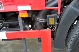 金陆(原属一汽柳特)&nbsp;自卸车底盘                                                图片