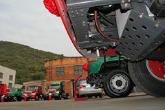 一汽柳特 金陆中卡 180马力 4X2 4.75米自卸车(LZT3161P61K2E4A90)