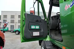 一汽柳特 新安捷(L5R)重卡 350马力 6X2 LNG长头牵引车(CA4252N2E5R5T3A90)