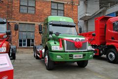 一汽柳特 新安捷(L5R)重卡 350马力 6X4 LNG长头牵引车(CA4253N2E5R5T1A92)