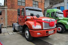 一汽柳特 新安捷(L5R)中卡 220马力 4X2长头牵引车(CA4140K2E4R7A95)