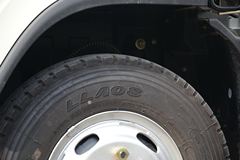 解放 J6F 130马力 4.21米单排厢式轻卡(带尾板)(CA5041XXYP40K2L1E4A84-3)